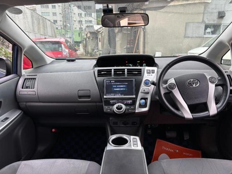 PRIUS ALPHA