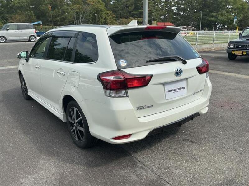 COROLLA FIELDER