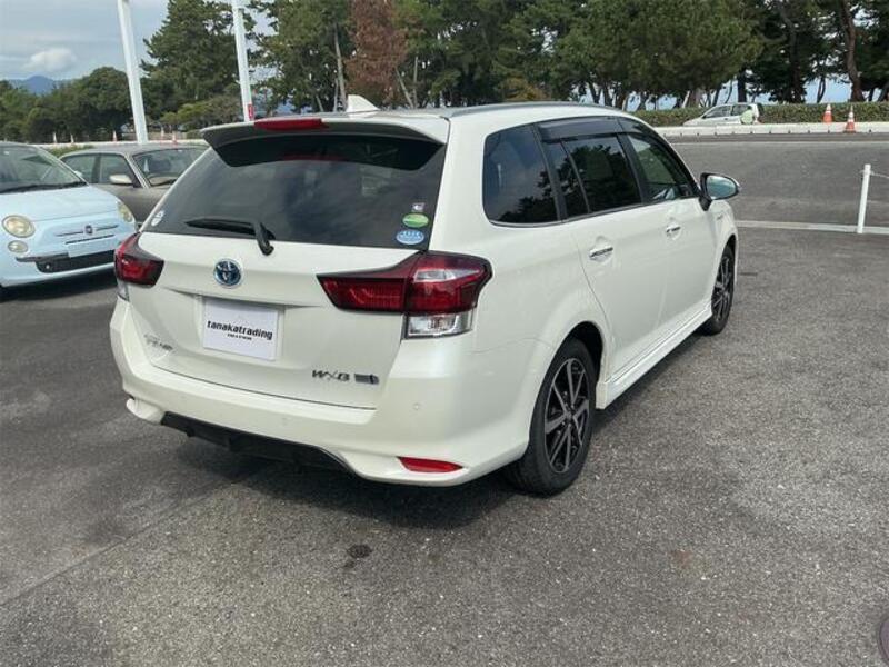 COROLLA FIELDER