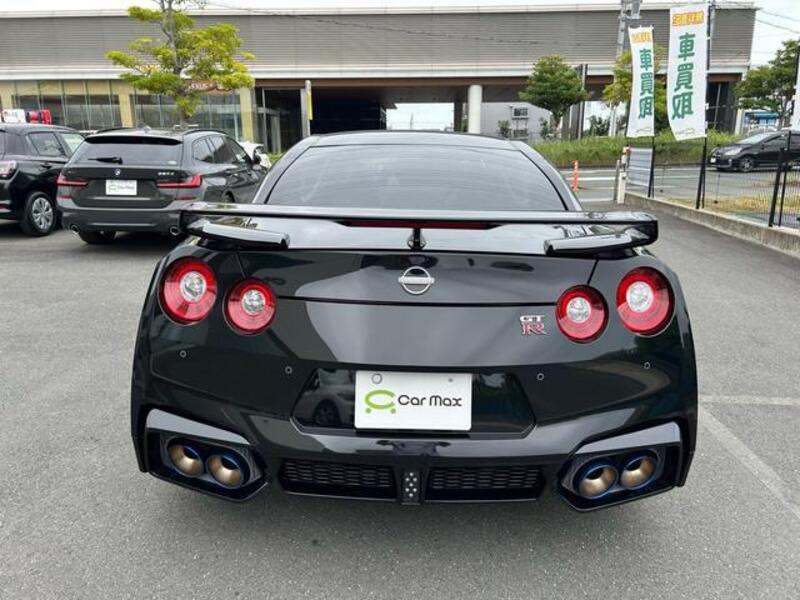 GT-R