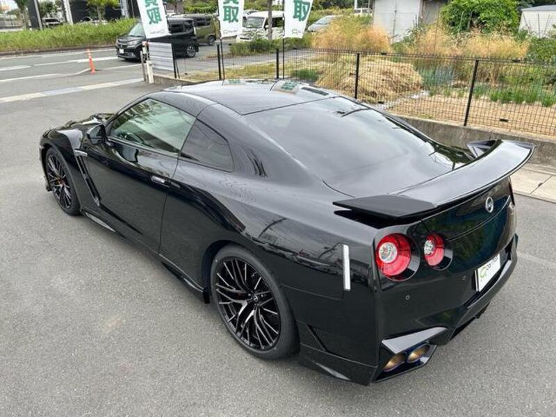GT-R