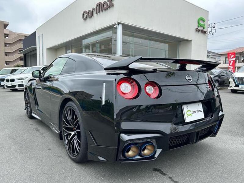 GT-R