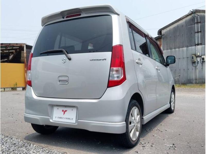 WAGON R