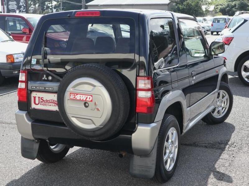 PAJERO MINI
