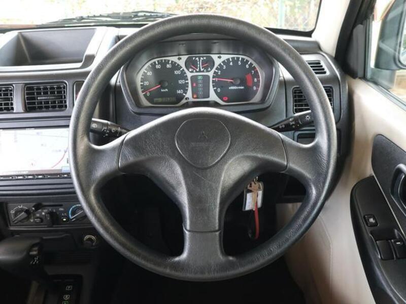 PAJERO MINI
