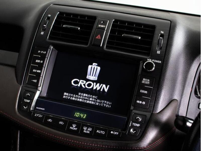 CROWN