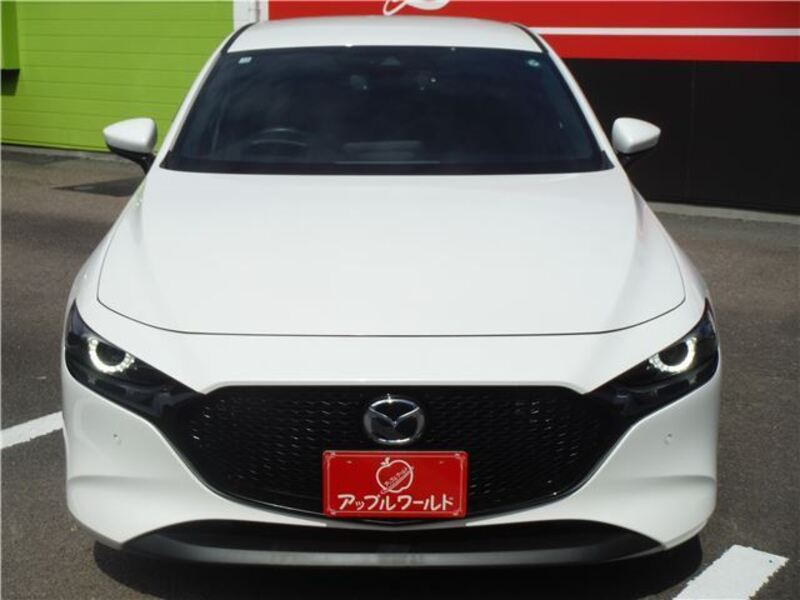 MAZDA3