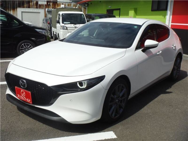 MAZDA3