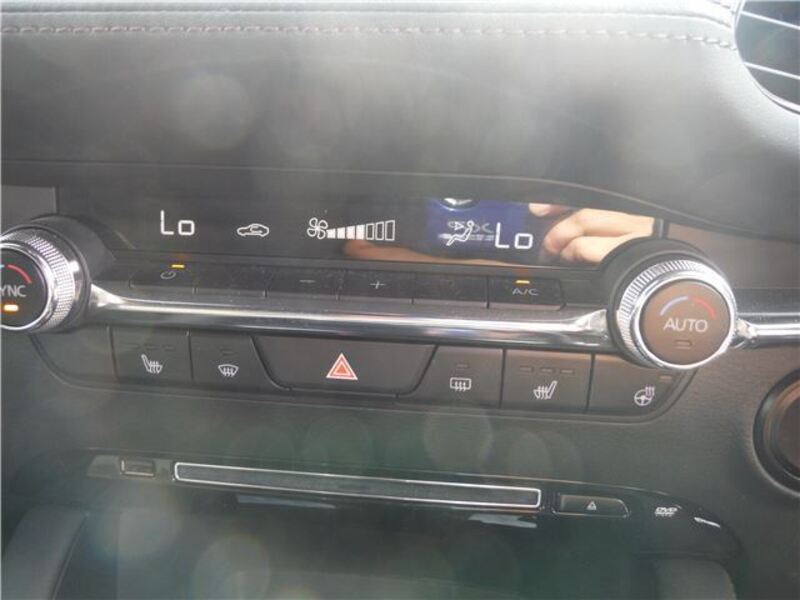MAZDA3