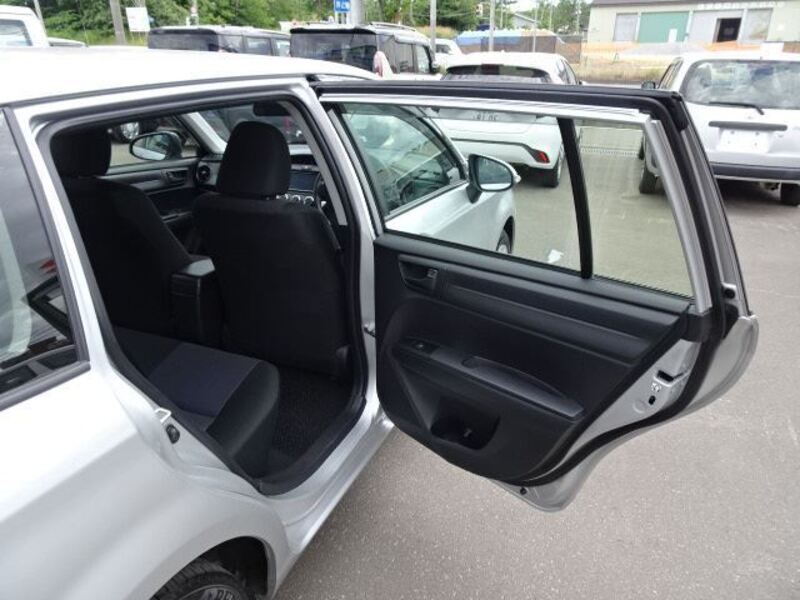COROLLA FIELDER