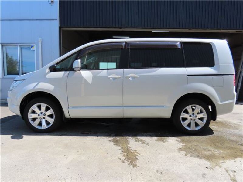 DELICA D5