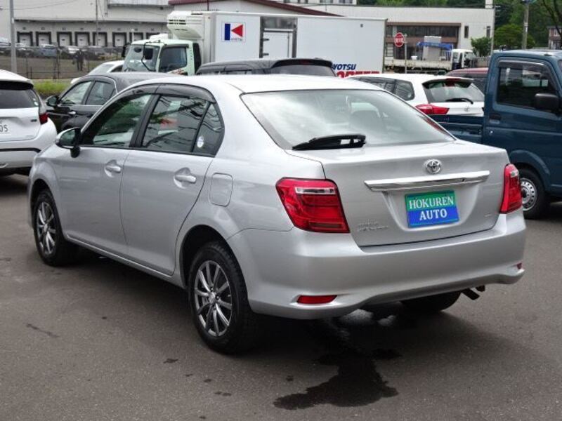 COROLLA AXIO