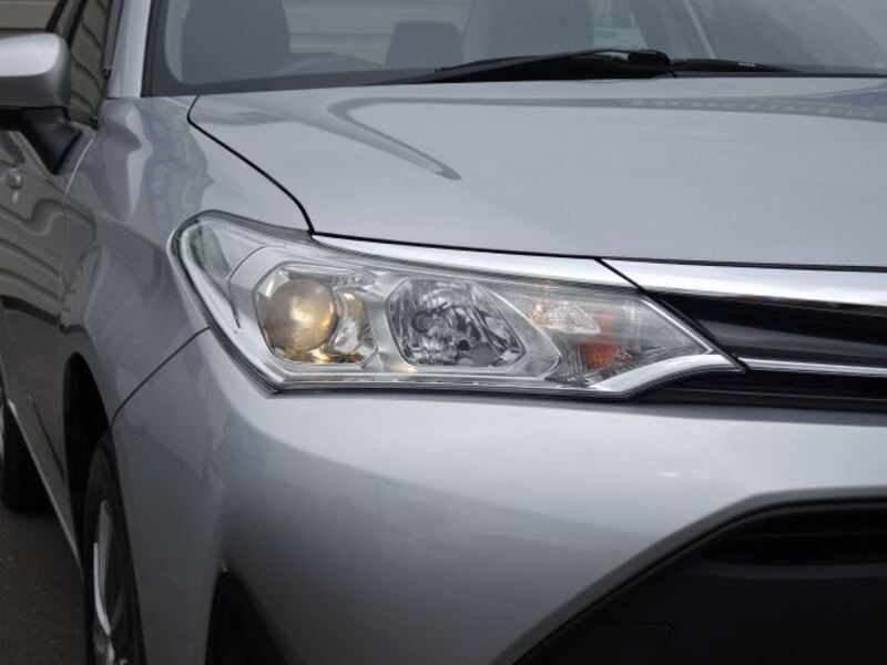 COROLLA AXIO