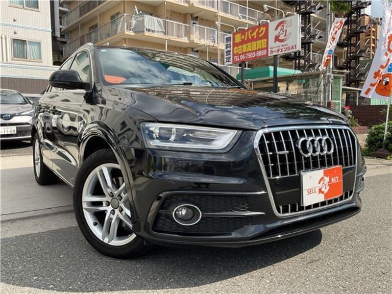 AUDI Q3