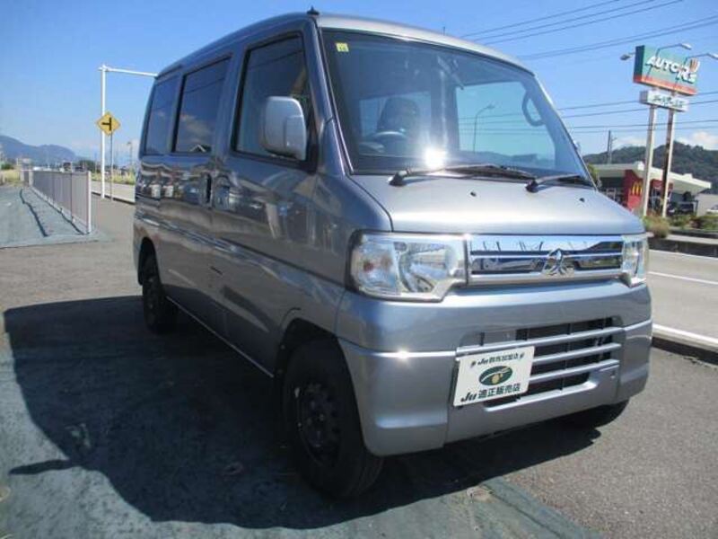 MITSUBISHI MINICAB VAN