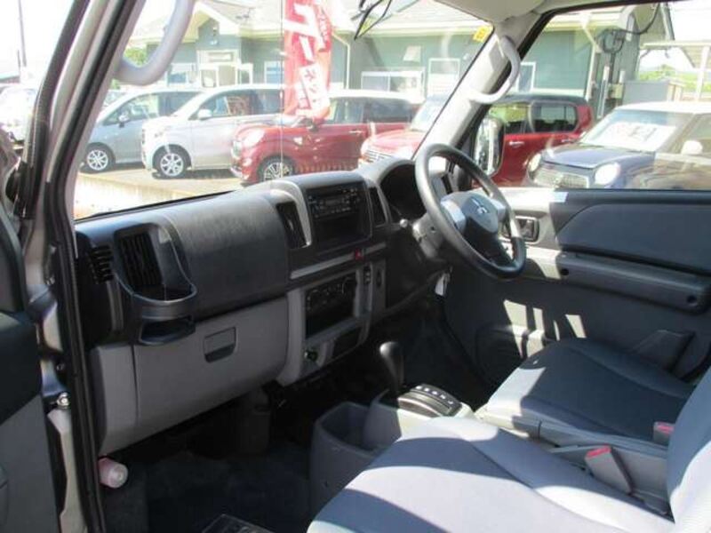 MINICAB VAN