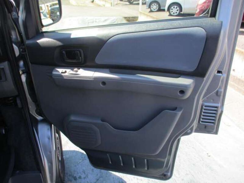 MINICAB VAN