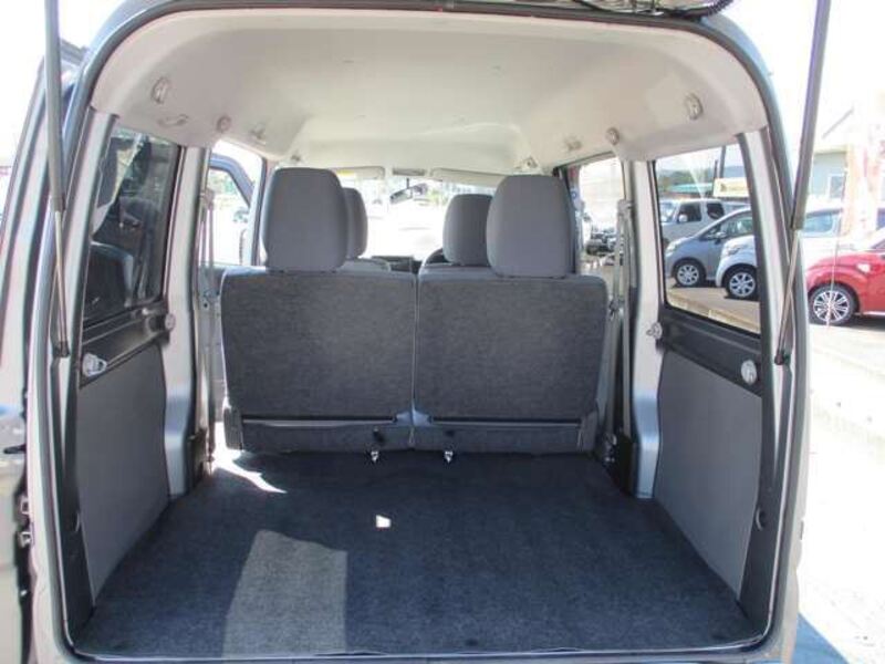 MINICAB VAN