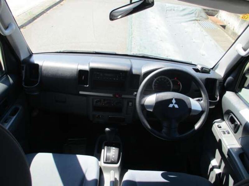 MINICAB VAN