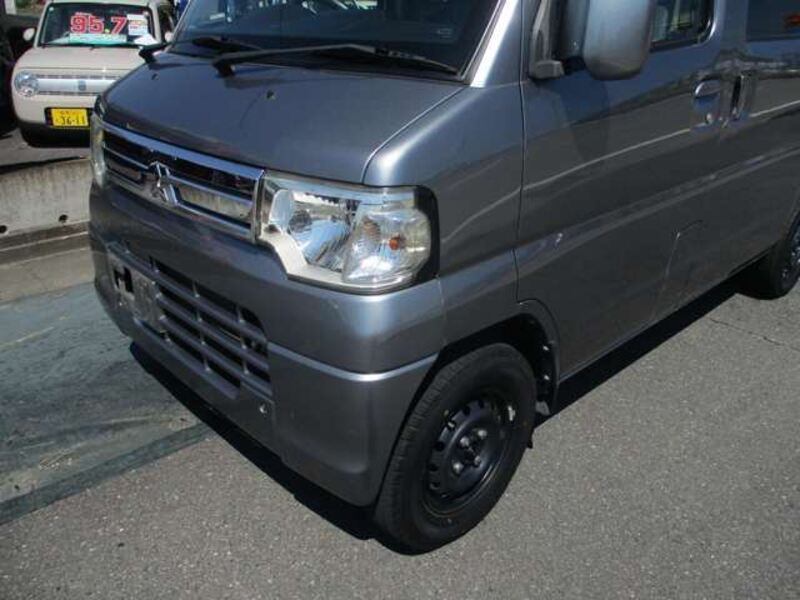MINICAB VAN