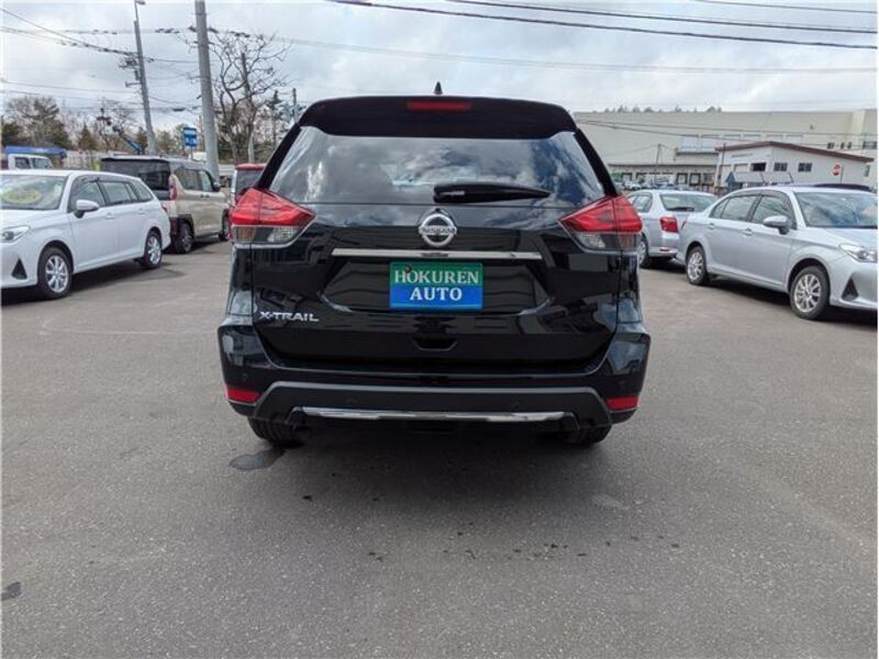 X-TRAIL