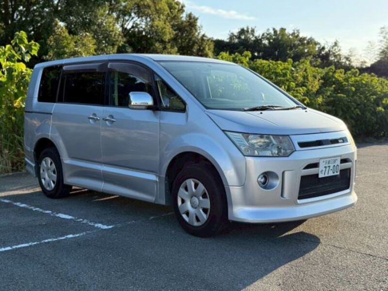 DELICA D5