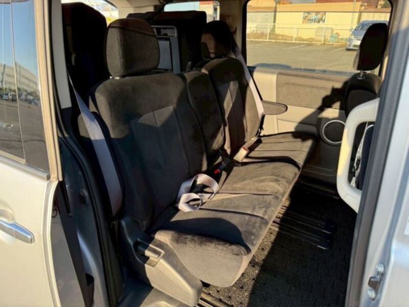 DELICA D5