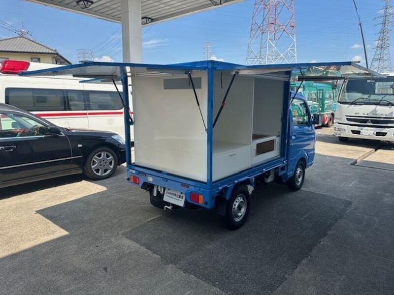 CARRY TRUCK