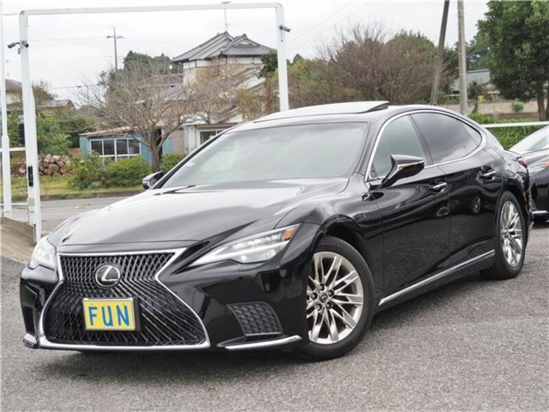 LEXUS LS