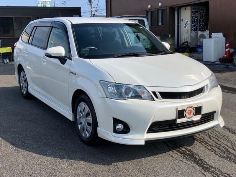 COROLLA FIELDER