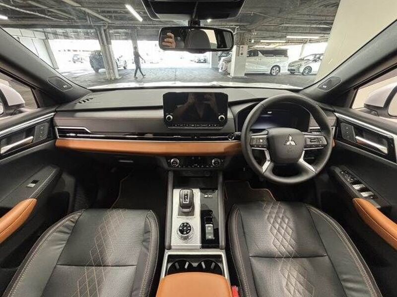 OUTLANDER PHEV