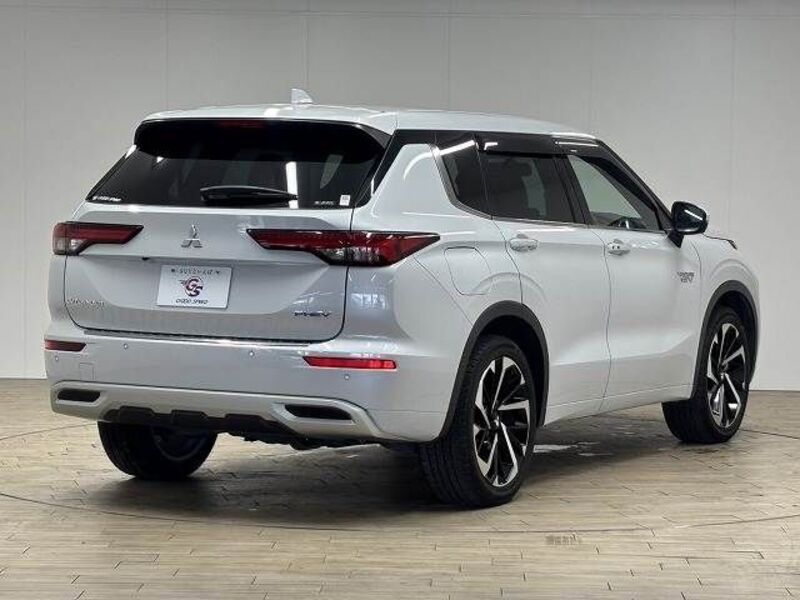 OUTLANDER PHEV