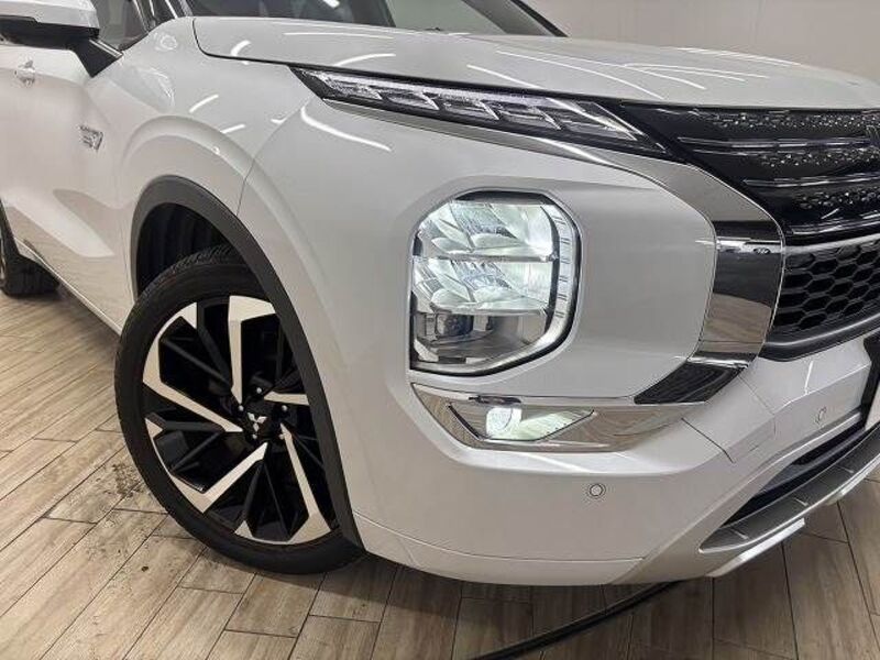 OUTLANDER PHEV