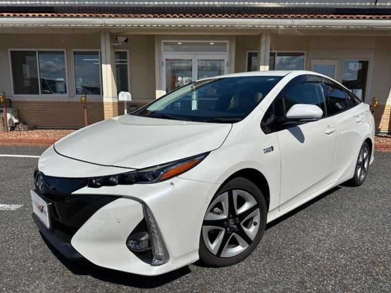 PRIUS PHV
