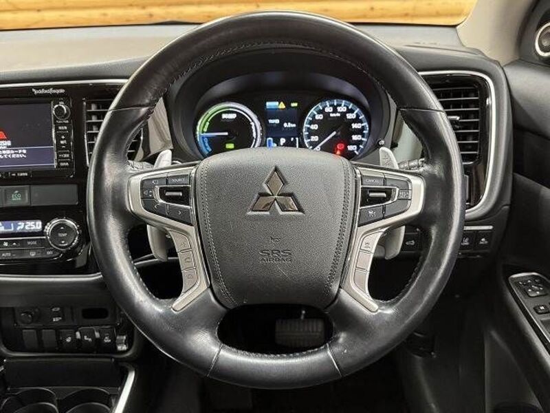 OUTLANDER PHEV
