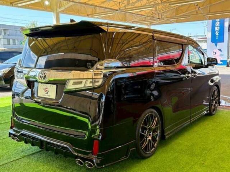 VELLFIRE