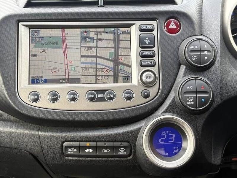 FIT HYBRID