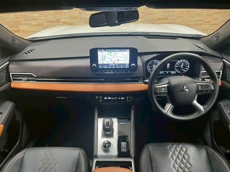 OUTLANDER PHEV
