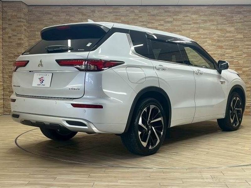 OUTLANDER PHEV