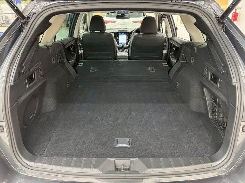 LEGACY OUTBACK