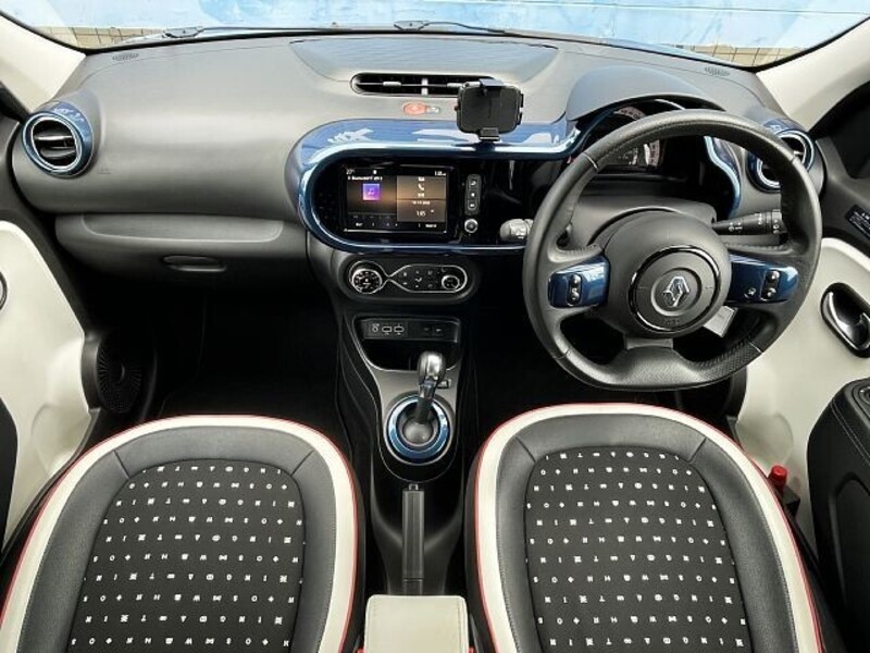 TWINGO