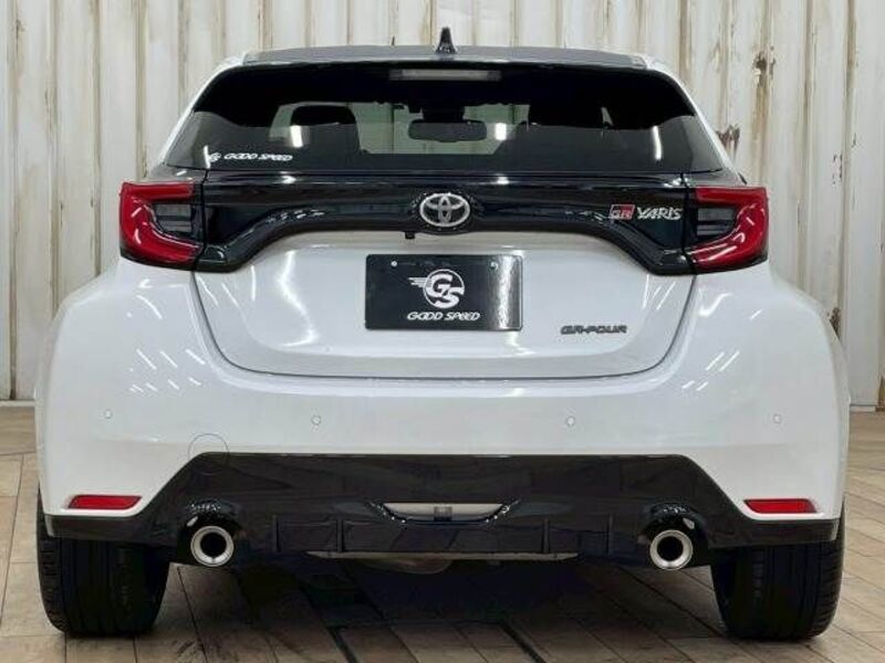 GR YARIS