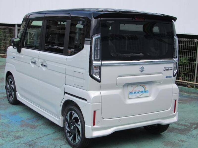 SPACIA CUSTOM