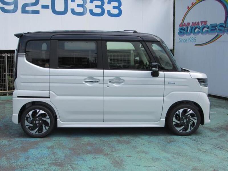 SPACIA CUSTOM