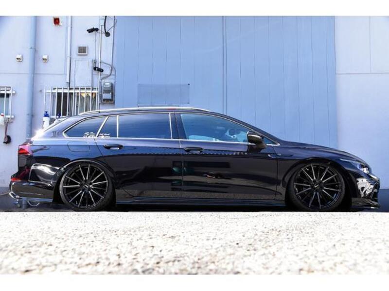 GOLF VARIANT