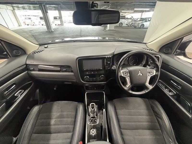 OUTLANDER PHEV