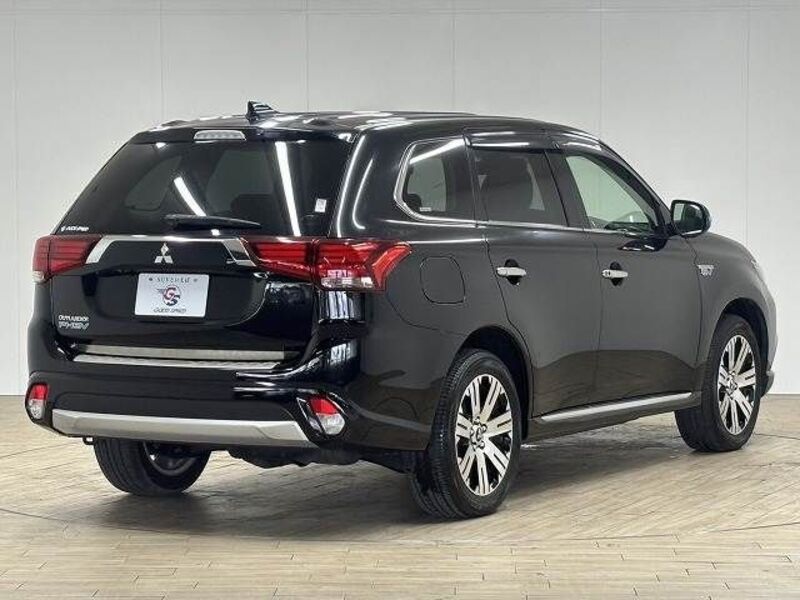 OUTLANDER PHEV