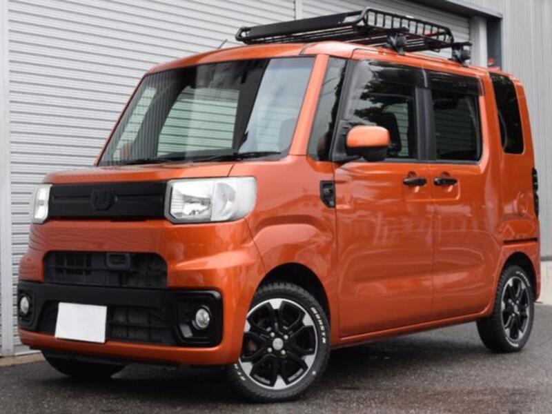 DAIHATSU WAKE