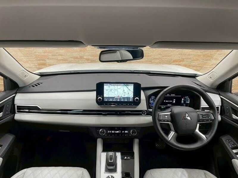 OUTLANDER PHEV