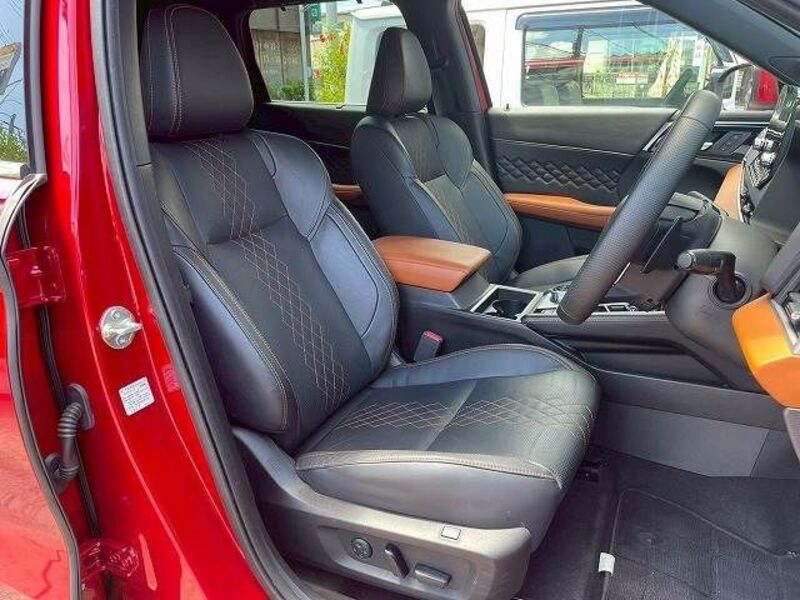 OUTLANDER PHEV